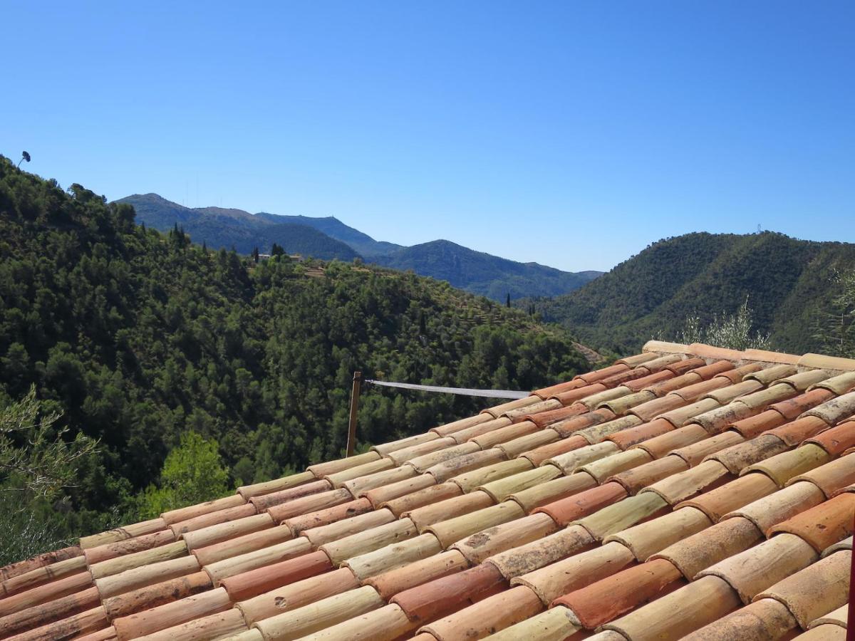Villa Les Figaires L'Escarene Esterno foto