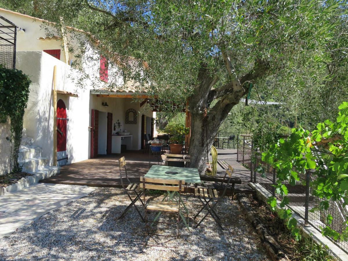 Villa Les Figaires L'Escarene Esterno foto